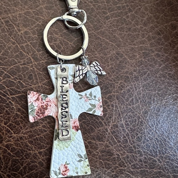 Keychain bag charm floral cross with charm - Picture 6 of 8